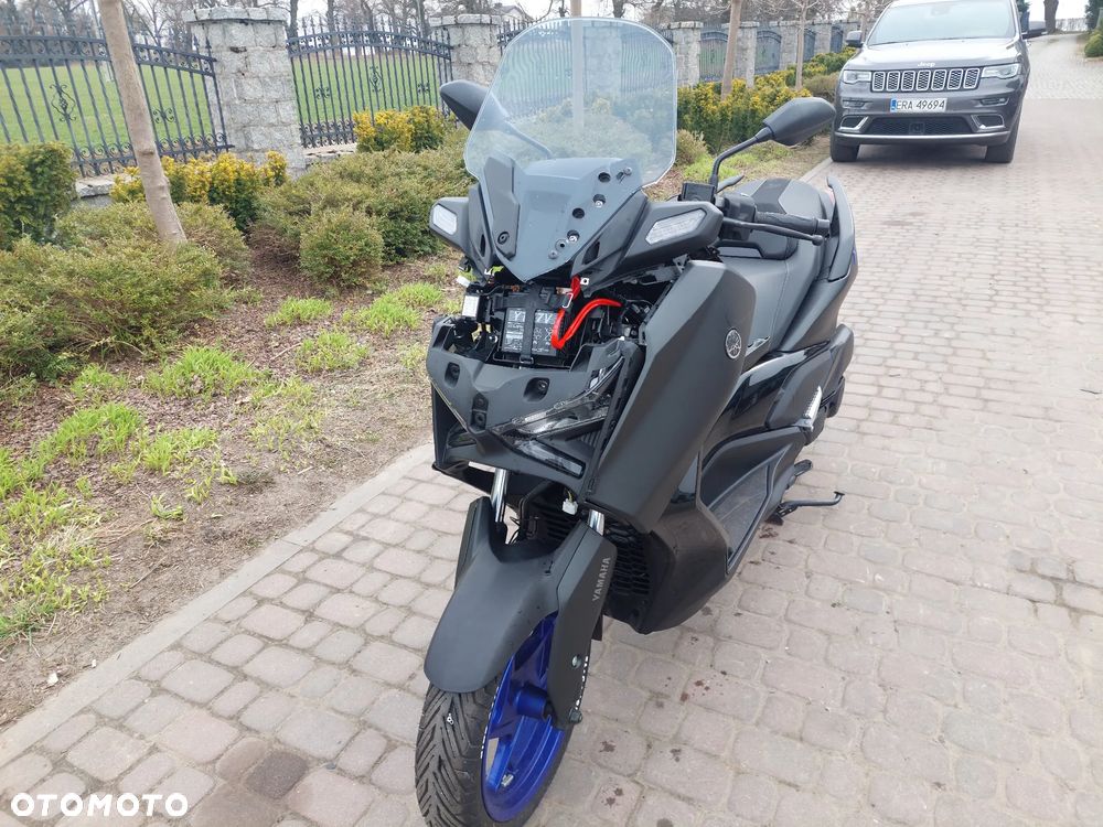 Yamaha X-max - 1