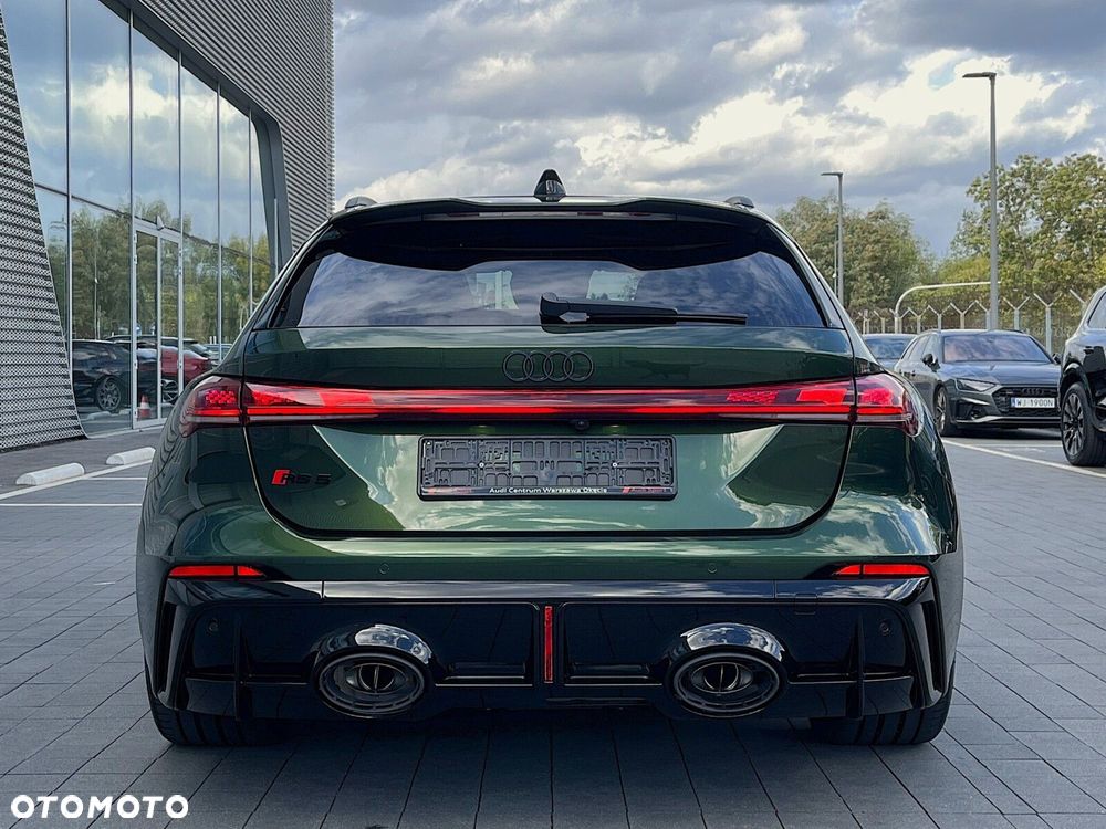 Audi RS5 Avant - 7