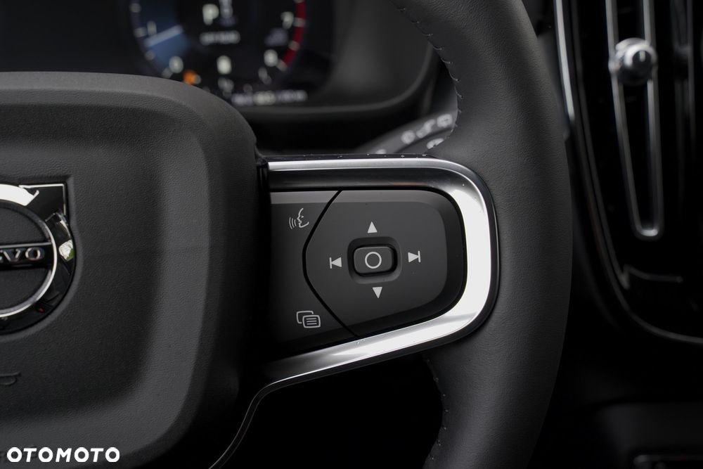 Volvo XC 40 B3 Core - 18