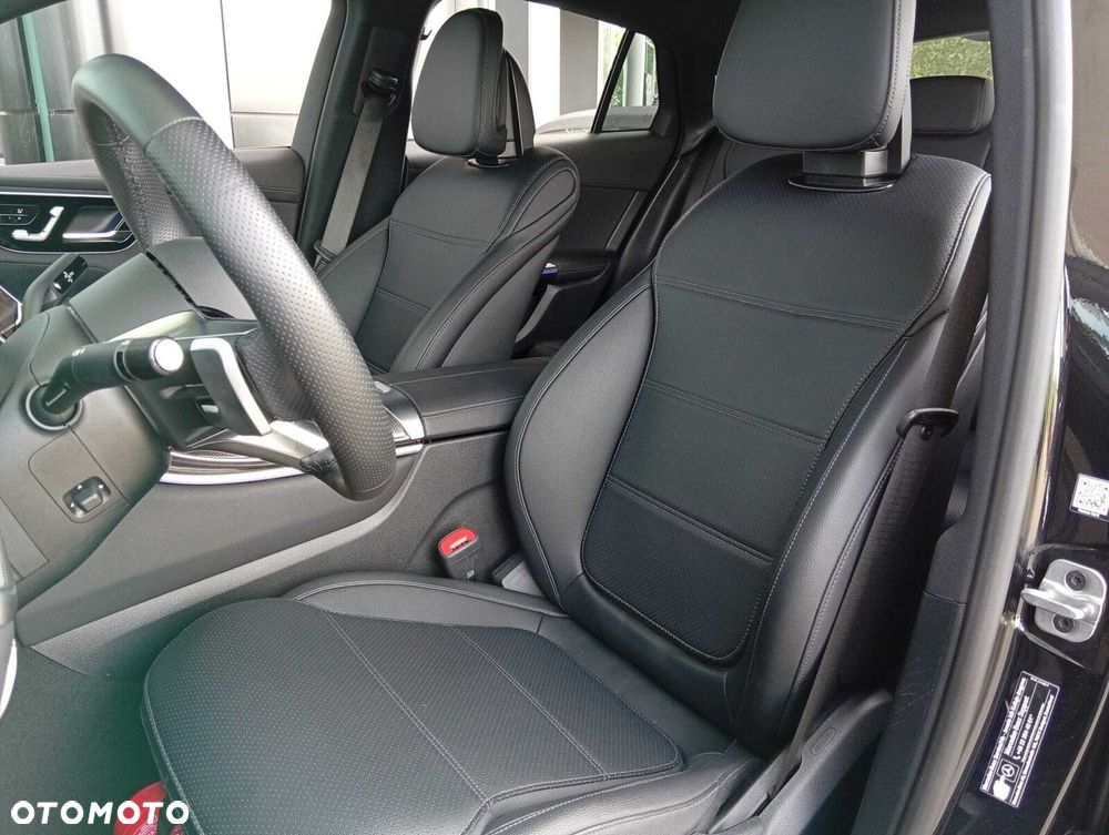 Mercedes-Benz GLC 220 d mHEV 4-Matic AMG Line - 14