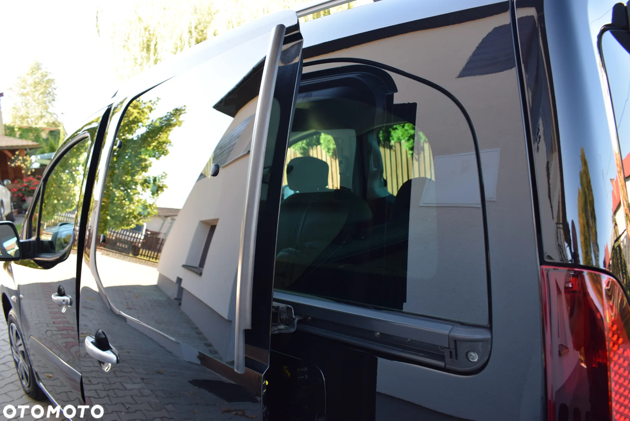 Citroën Berlingo Multispace BlueHDi 100 S&S ETG6 SHINE - 6