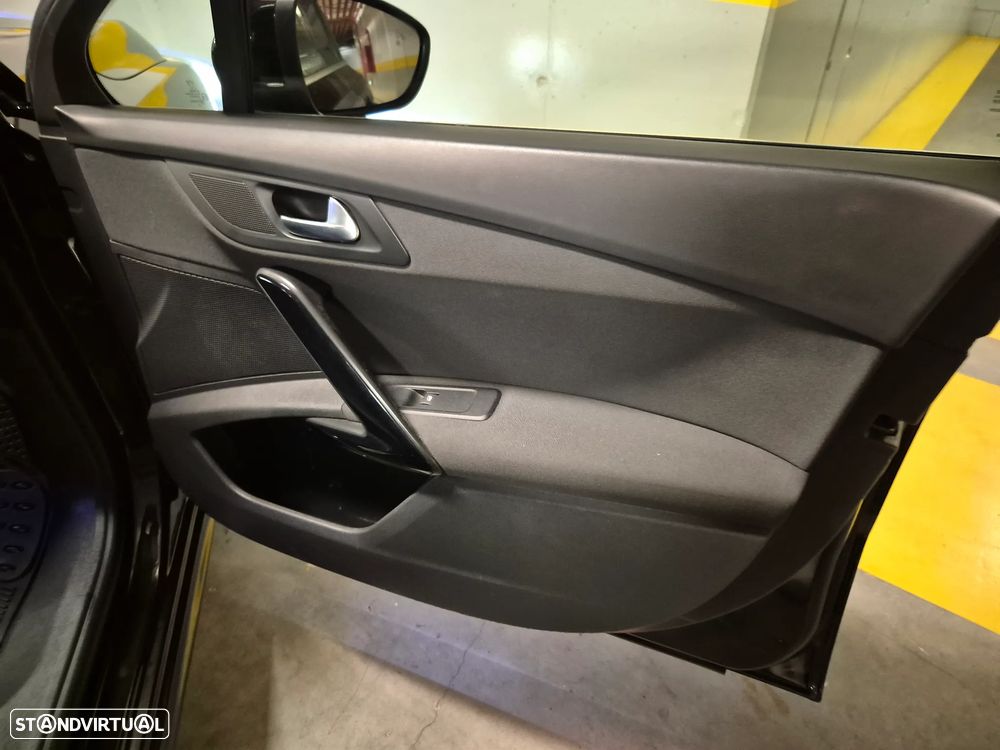 Peugeot 508 SW 1.6 BlueHDi GT Line - 40