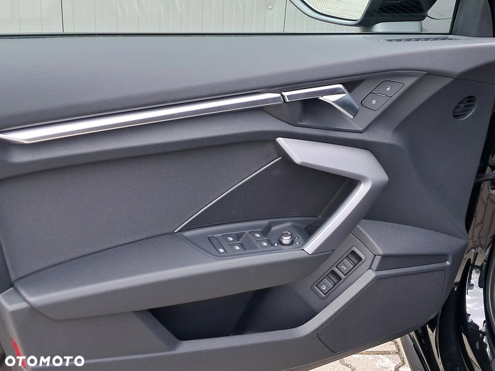 Audi A3 Sportback - 11