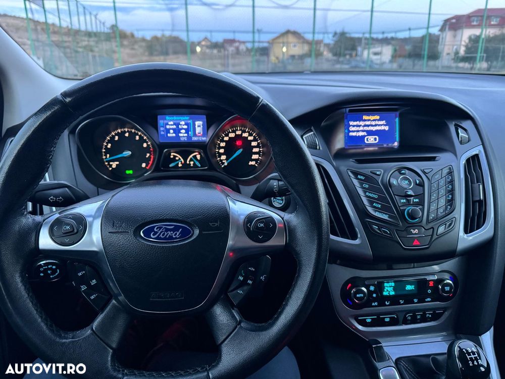 Ford Focus - 6