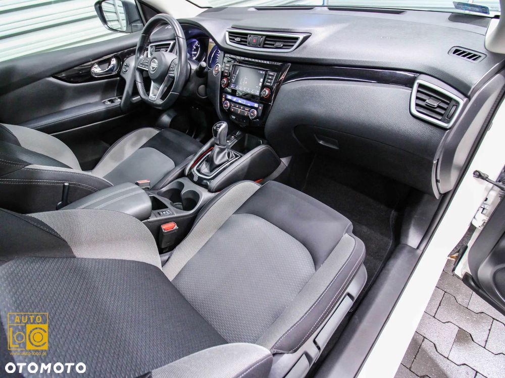 Nissan Qashqai 1.3 DIG-T N-Connecta DCT - 5