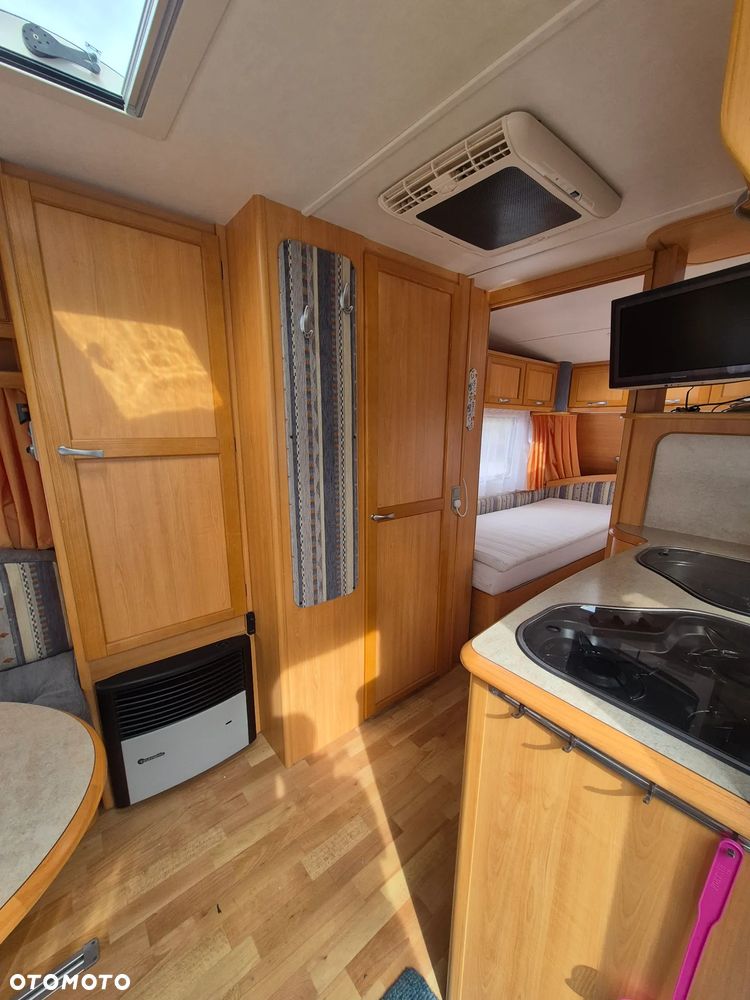 LMC Caravan 551 - 13