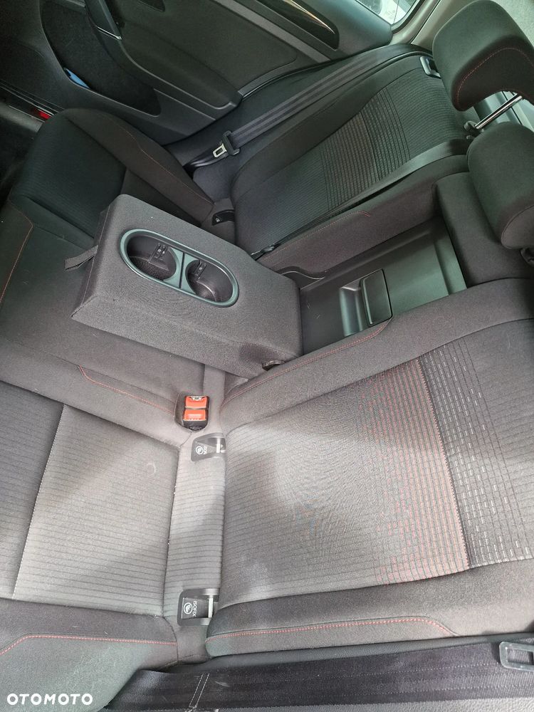 Volkswagen Golf 2.0 TDI Sound - 15