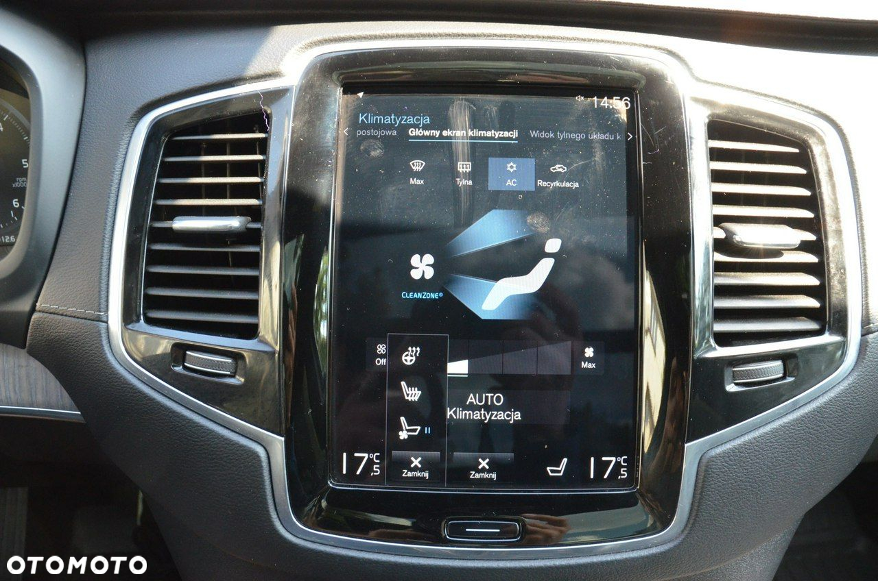 Volvo XC 90 - 22