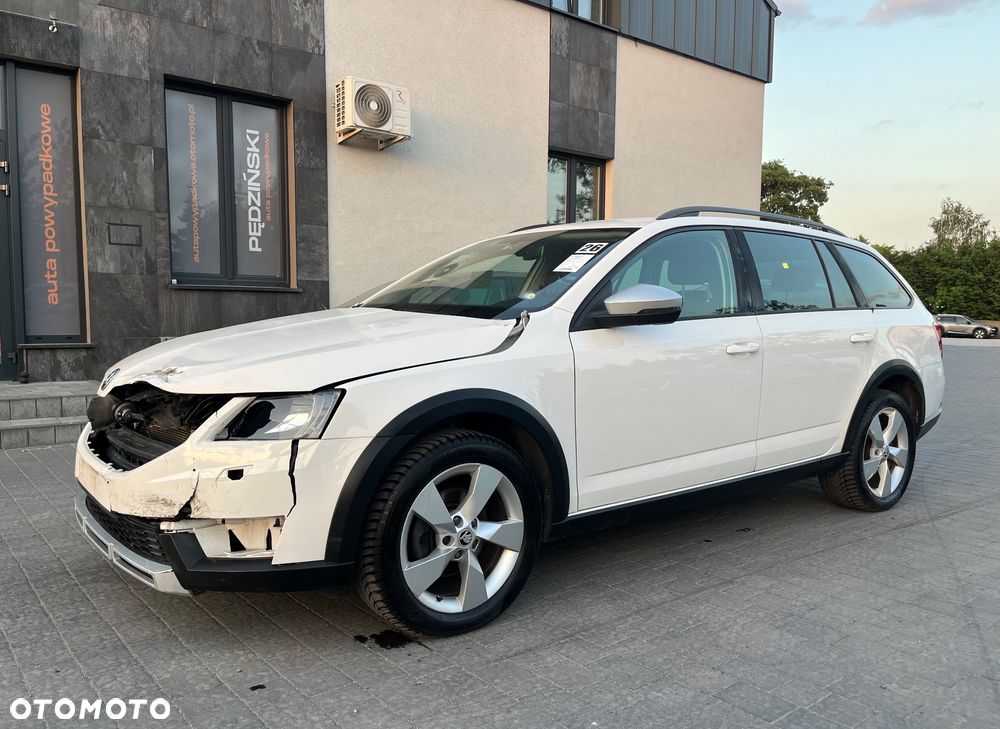 Skoda Octavia 2.0 TDI 4x4 DSG Scout - 1