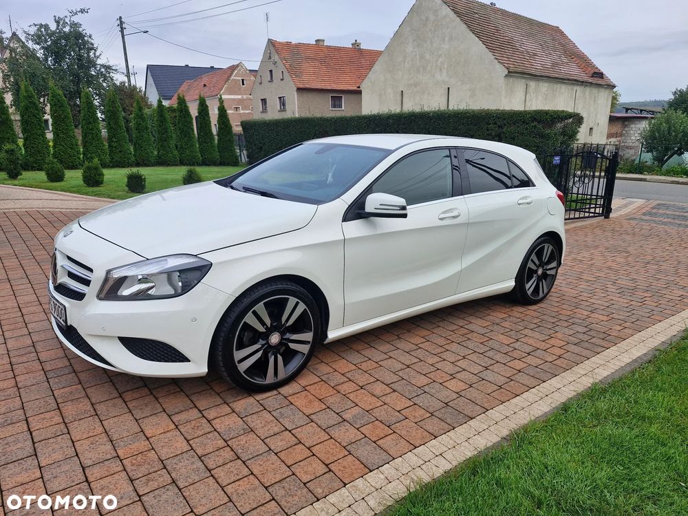 Mercedes-Benz Klasa A 180 (BlueEFFICIENCY) - 12