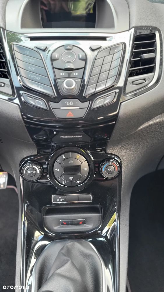 Ford Fiesta 1.0 EcoBoost ST-Line Red ASS - 11