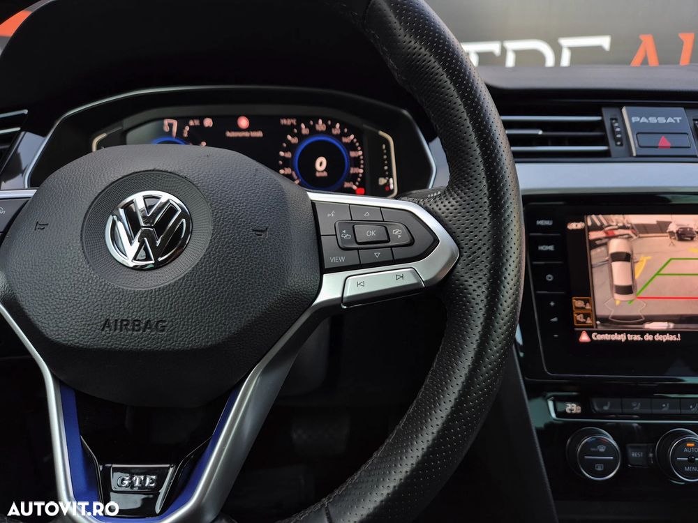 Volkswagen Passat - 18
