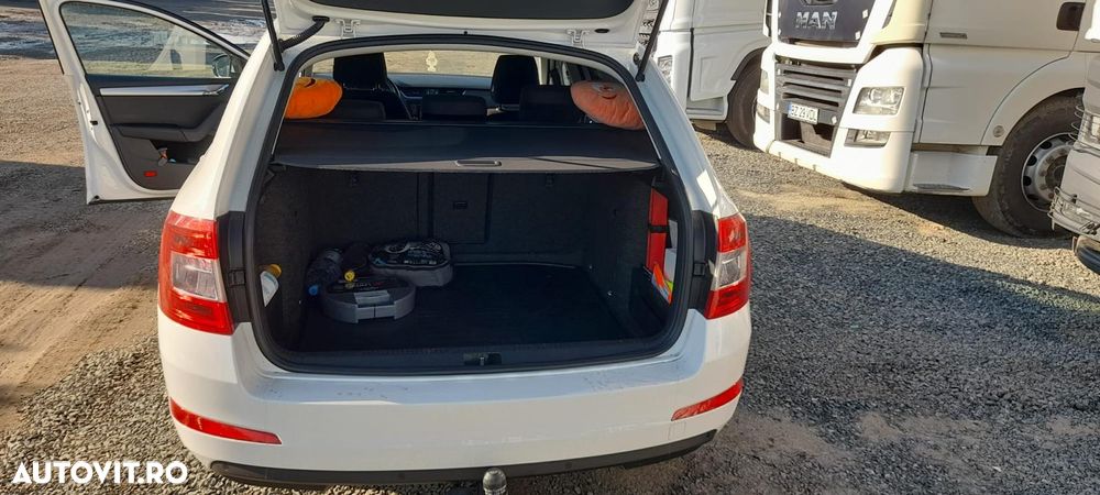 Skoda Octavia 1.6 TDI GREENLINE - 5