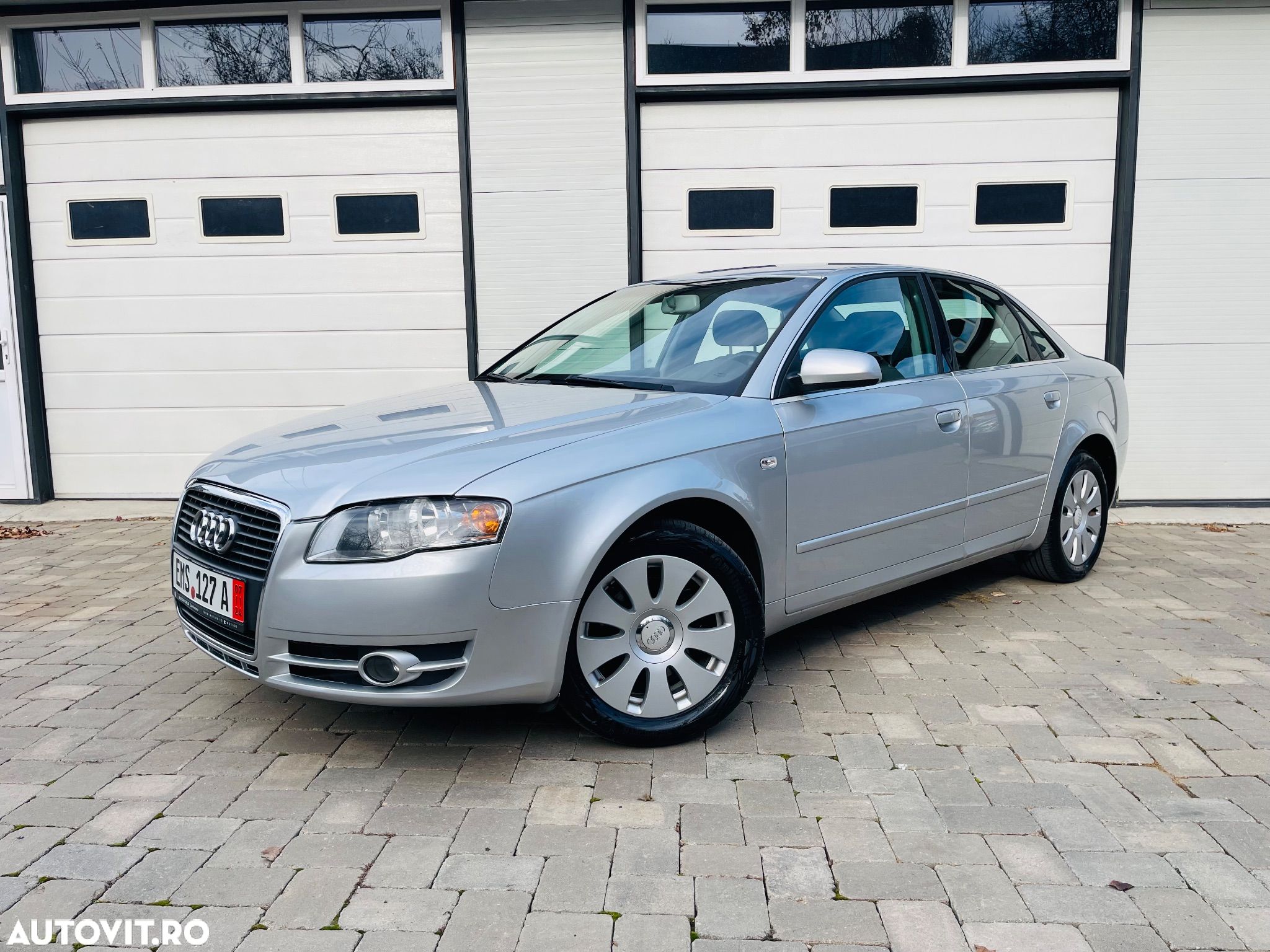 Audi A4 - 1