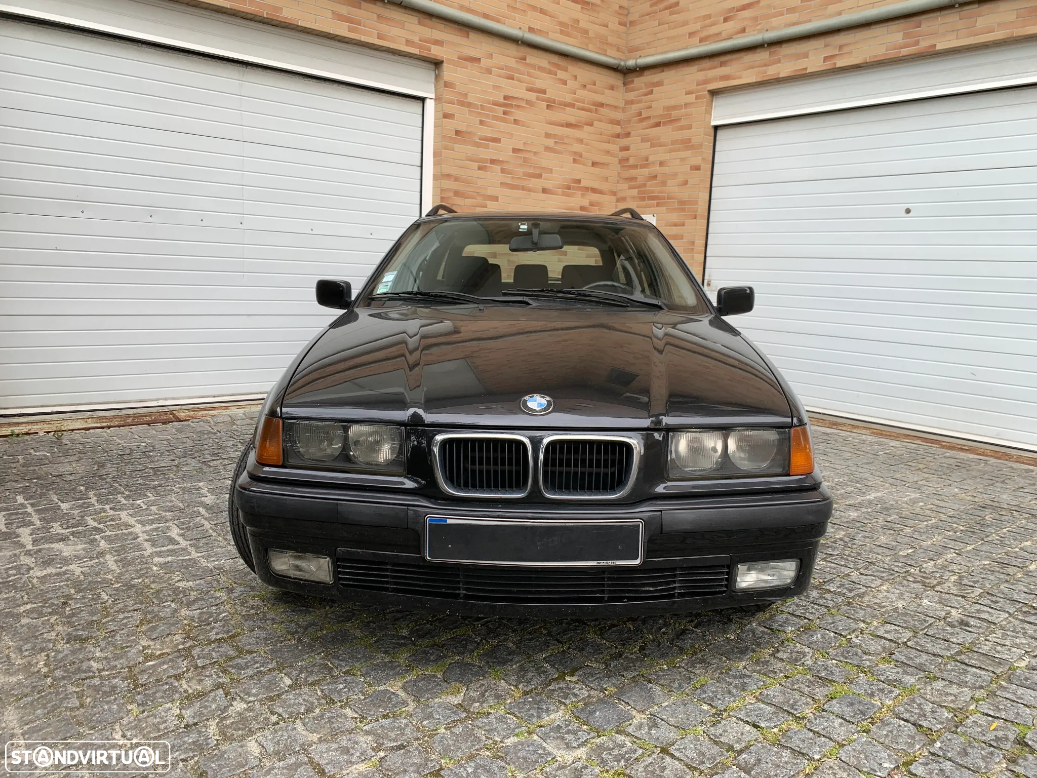 BMW 318 tds Touring Sport - 12
