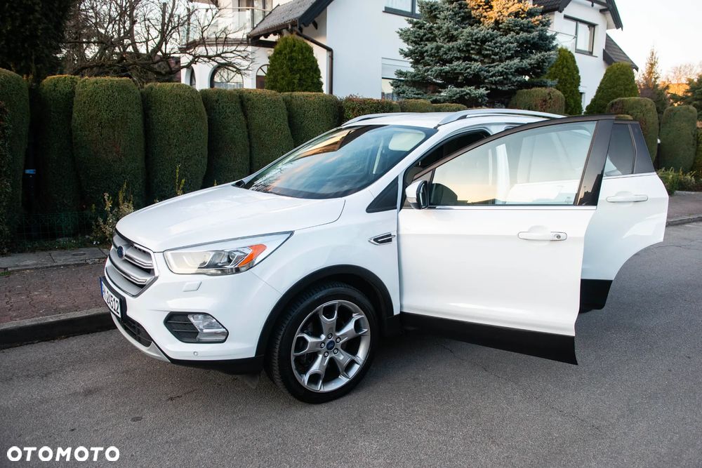 Ford Kuga 2.0 TDCi 4x4 Titanium - 15