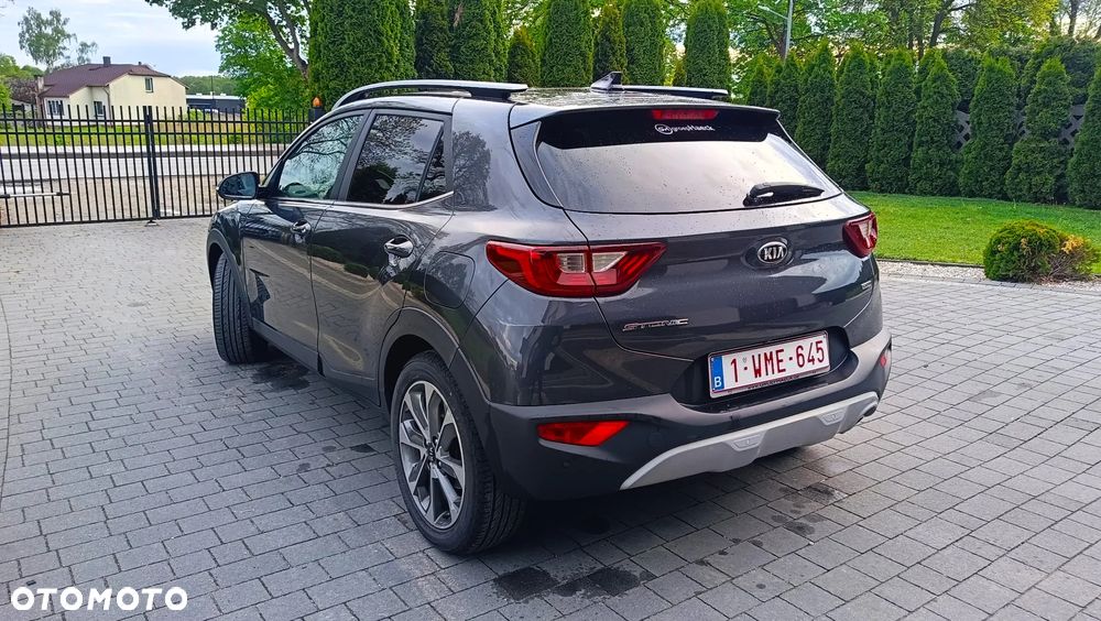 Kia Stonic - 4