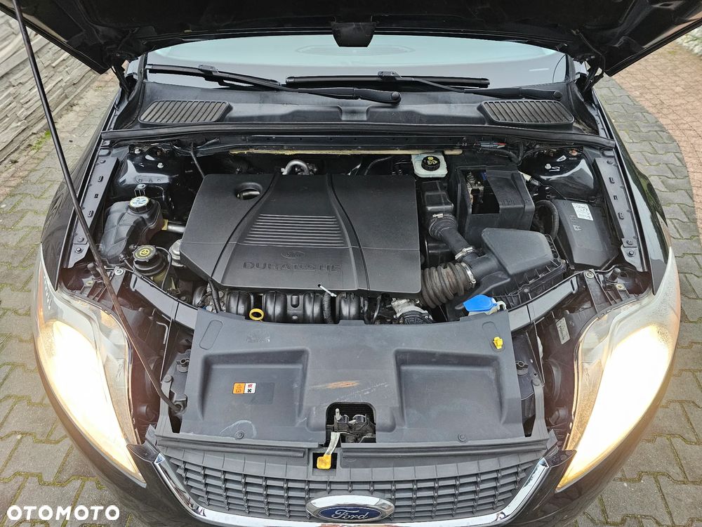 Ford Mondeo 2.0 Trend - 36