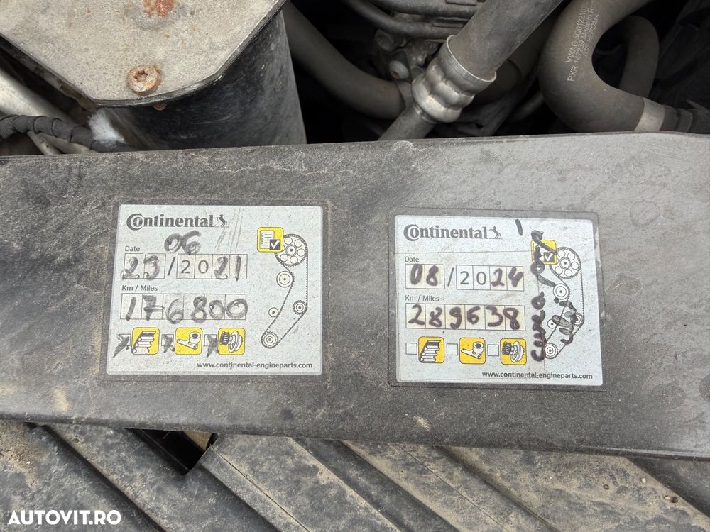 Volkswagen Passat Variant 2.0 TDI SCR DSG Highline - 22