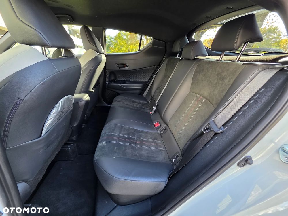 Toyota C-HR 1.8 Hybrid GPF GR Sport - 23