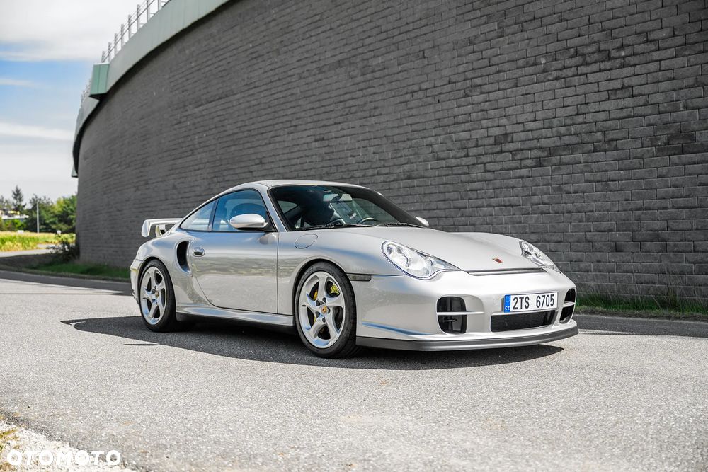 Porsche 911 GT2 - 5
