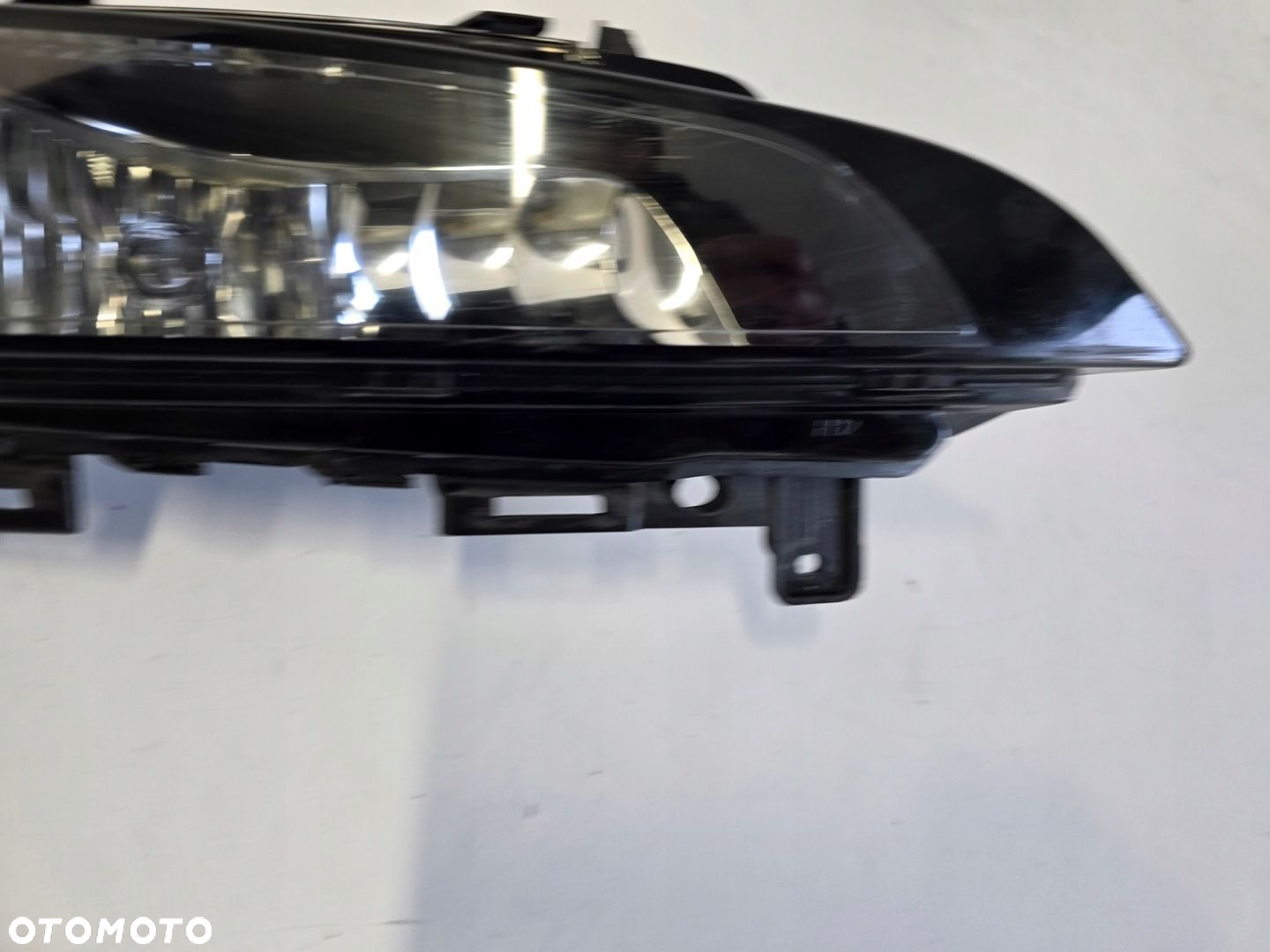 Halogen prawy przód SKODA Scala 657941700 - 5