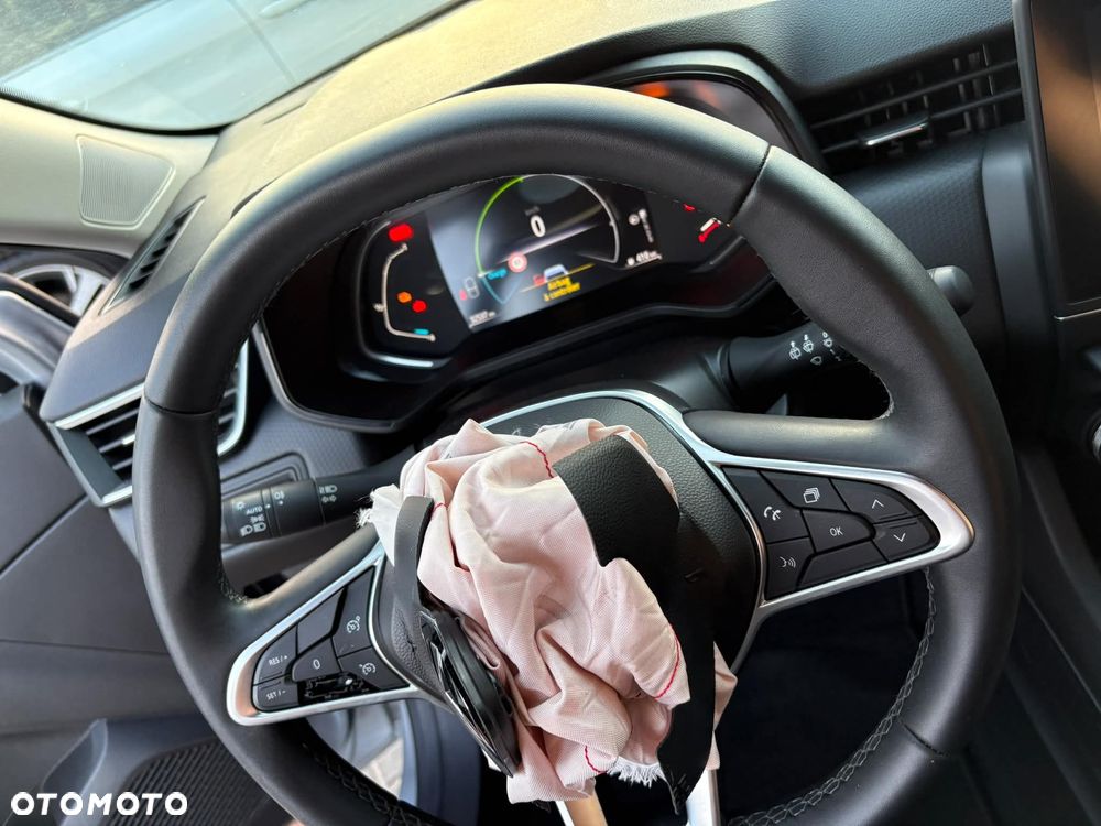 Renault Clio E-TECH 140 INTENS - 16