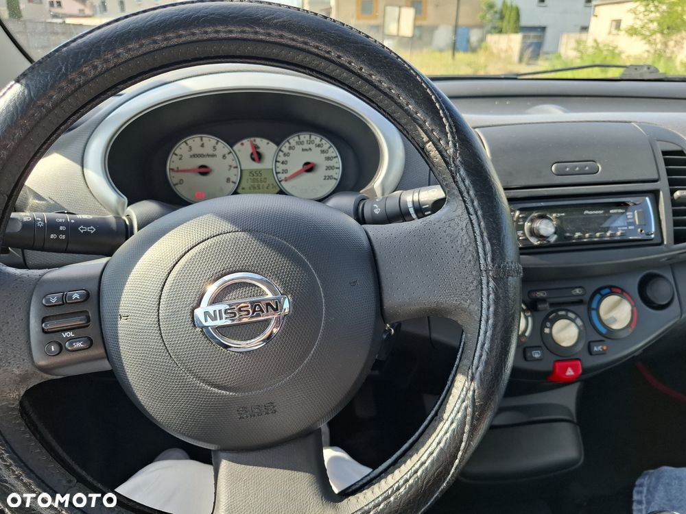 Nissan Micra 1.6 - 4