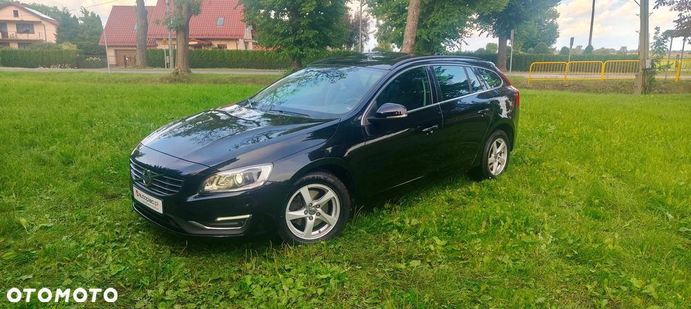 Volvo V60 D4 Summum - 38