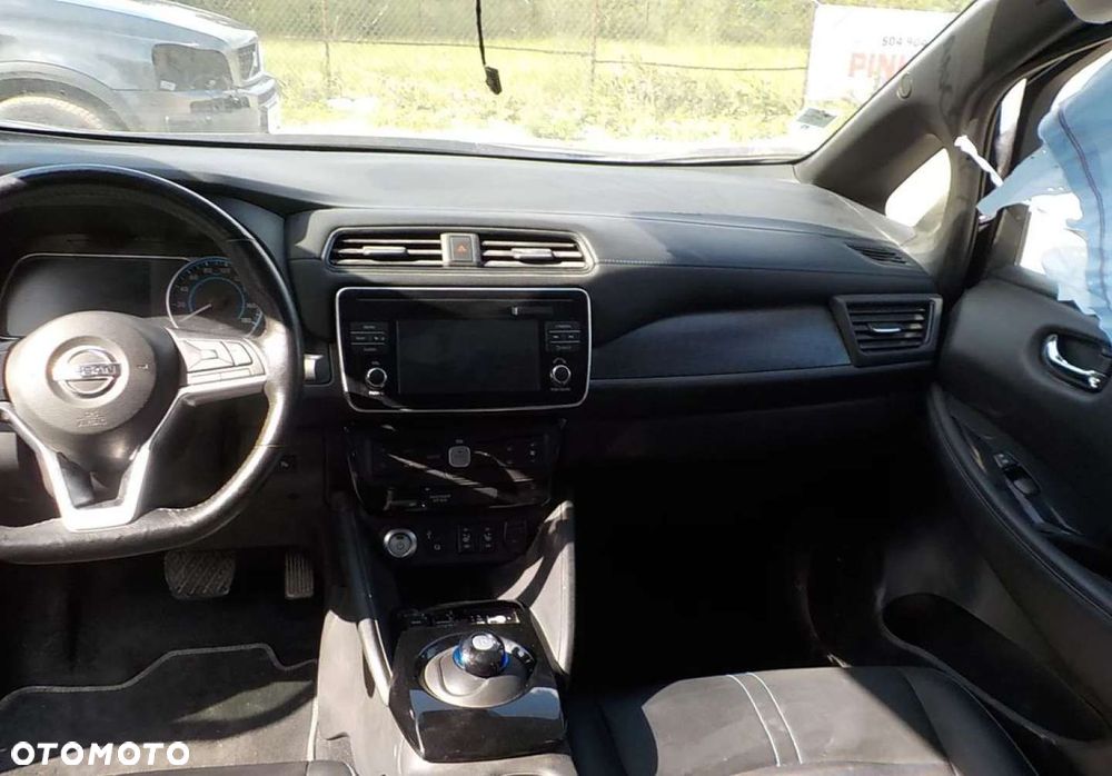 Nissan Leaf 40 kWh N-Connecta - 27