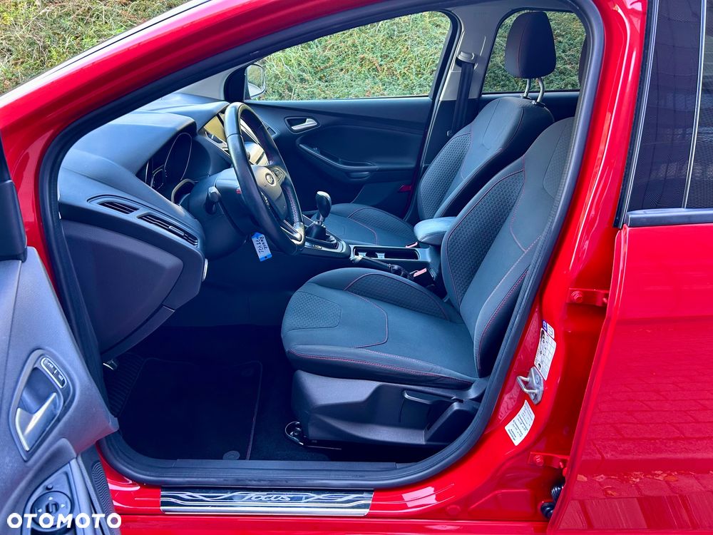 Ford Focus - 20