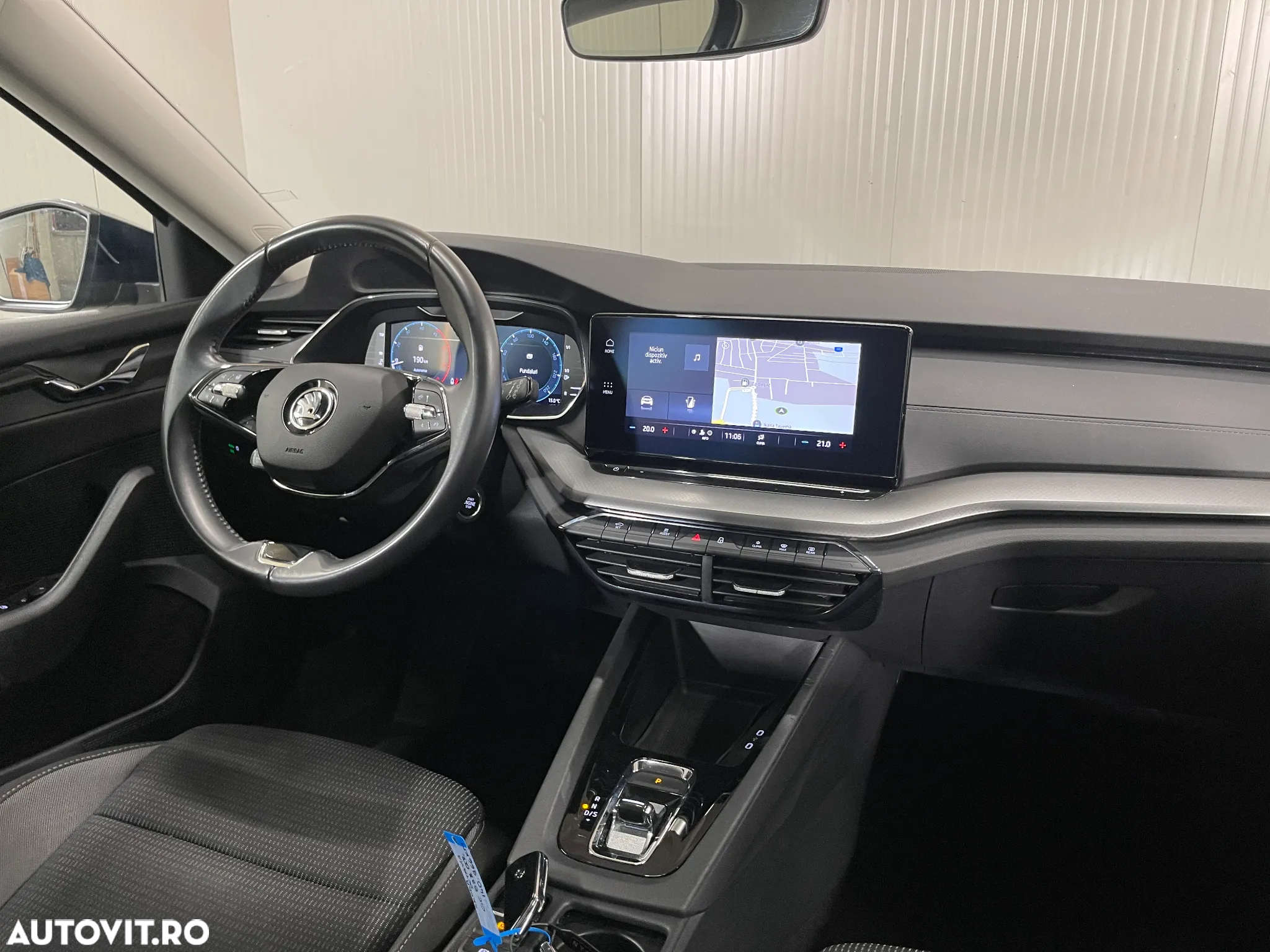Skoda Octavia Combi 2.0 TDI DSG Ambition - 8