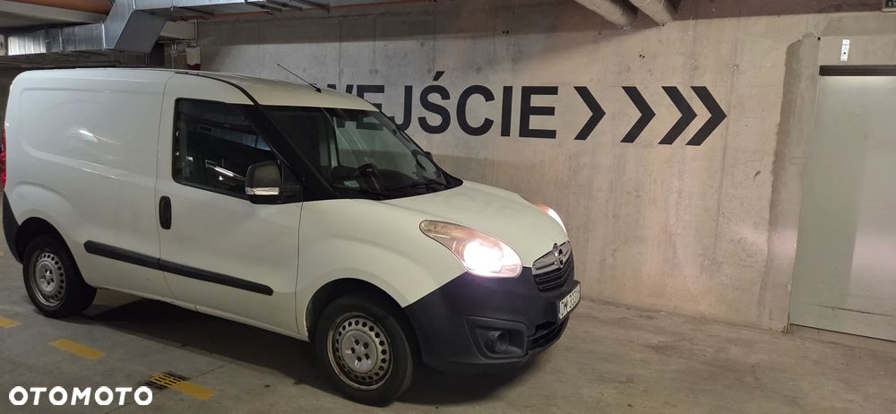 Opel Combo - 1