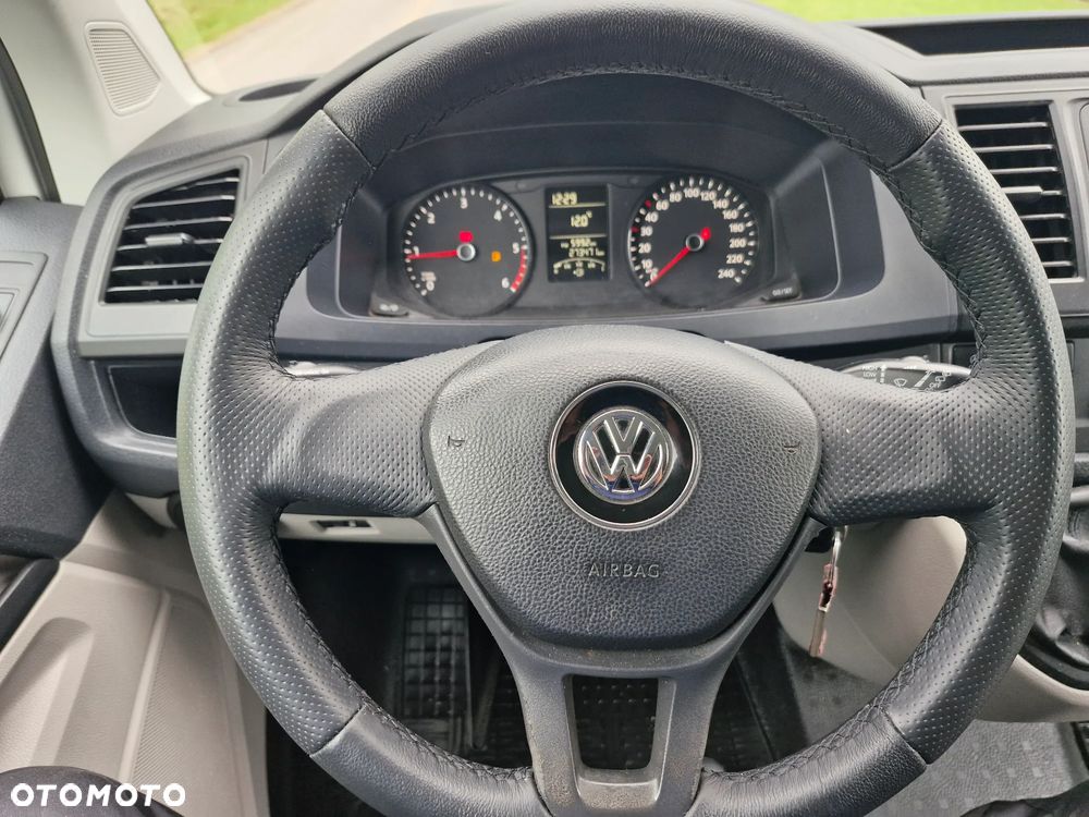 Volkswagen Transporter L2H1 - 18