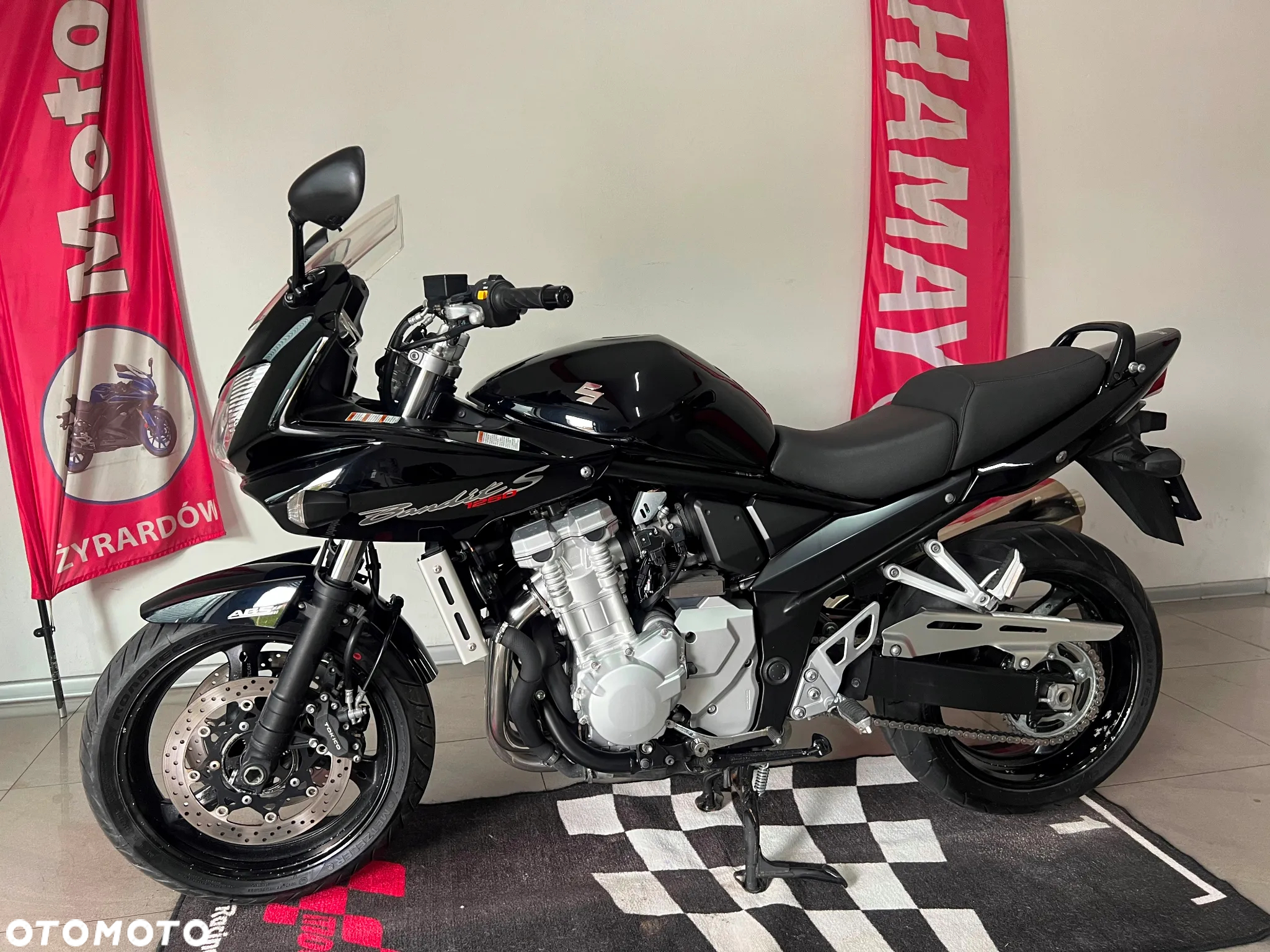 Suzuki Bandit - 3