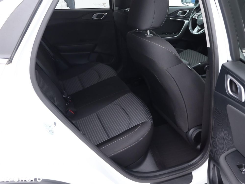 Kia XCeed 1.5 T-GDI M - 8