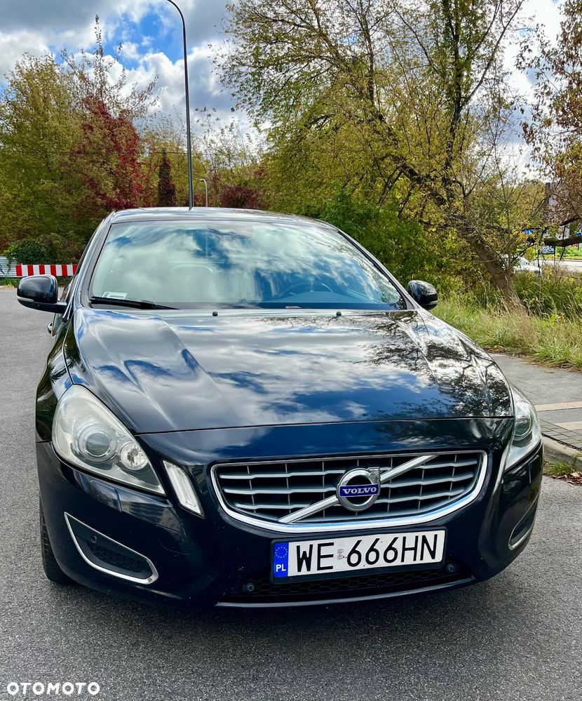Volvo S60 D3 Geartronic Summum - 1