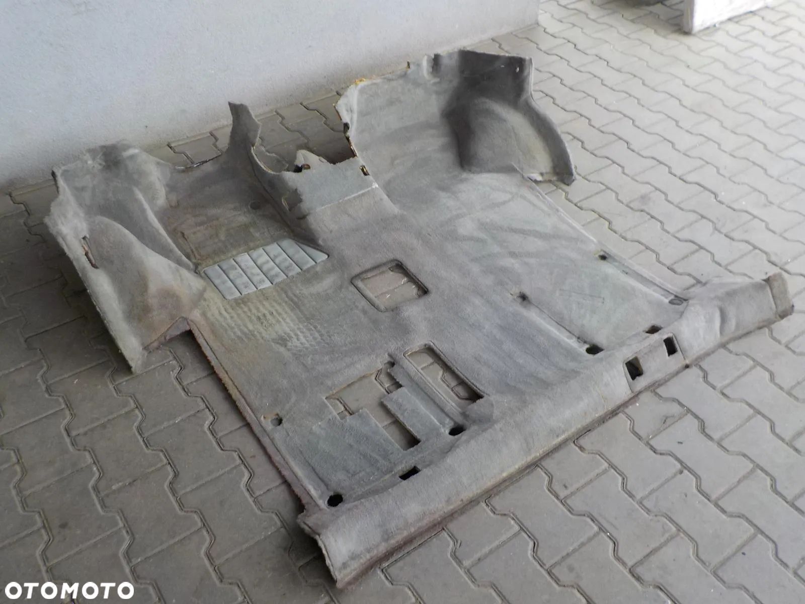 VW T4 MULTIVAN WYKŁADZINA PODŁOGA PRZÓD WELUR - 1