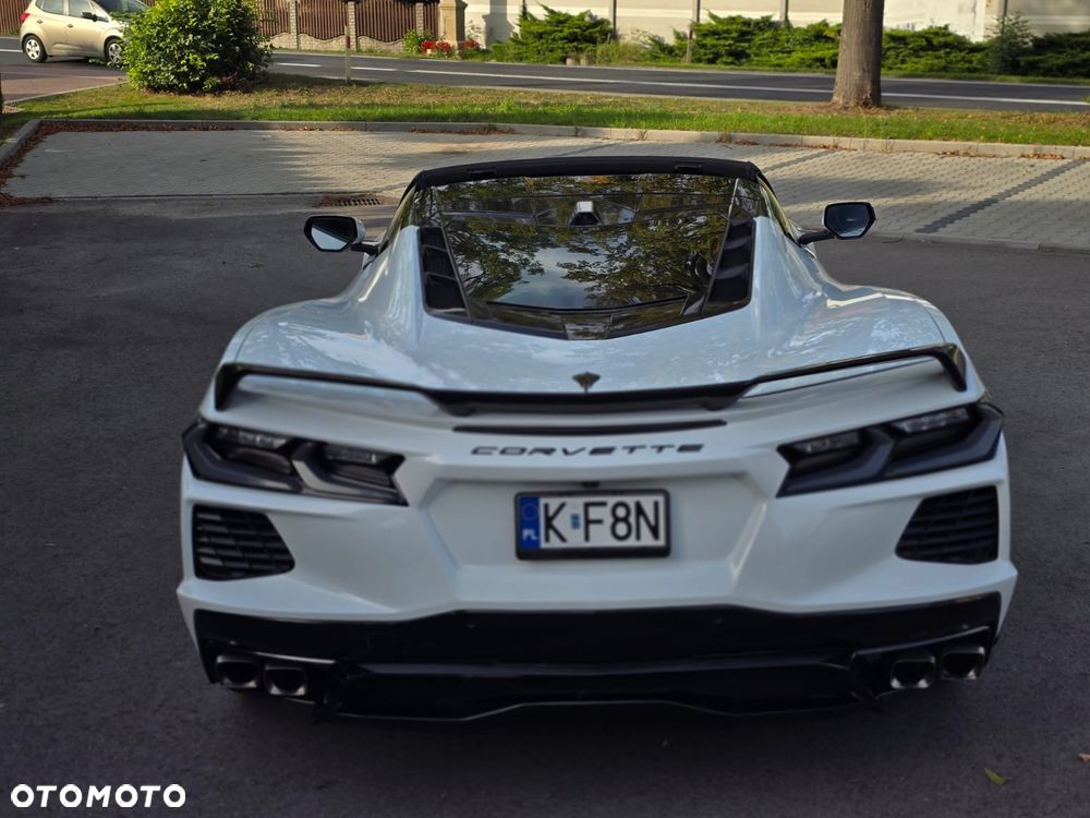 Chevrolet Corvette - 17