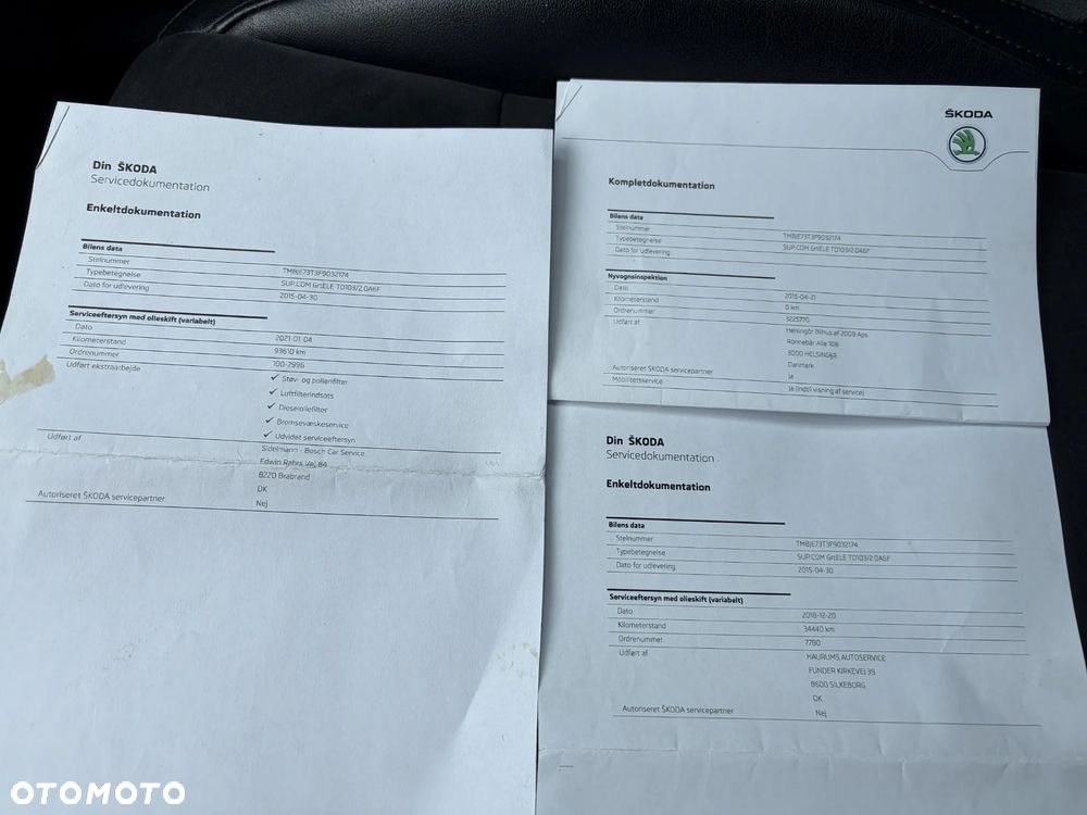 Skoda Superb 2.0 TDI Ambition DSG - 38
