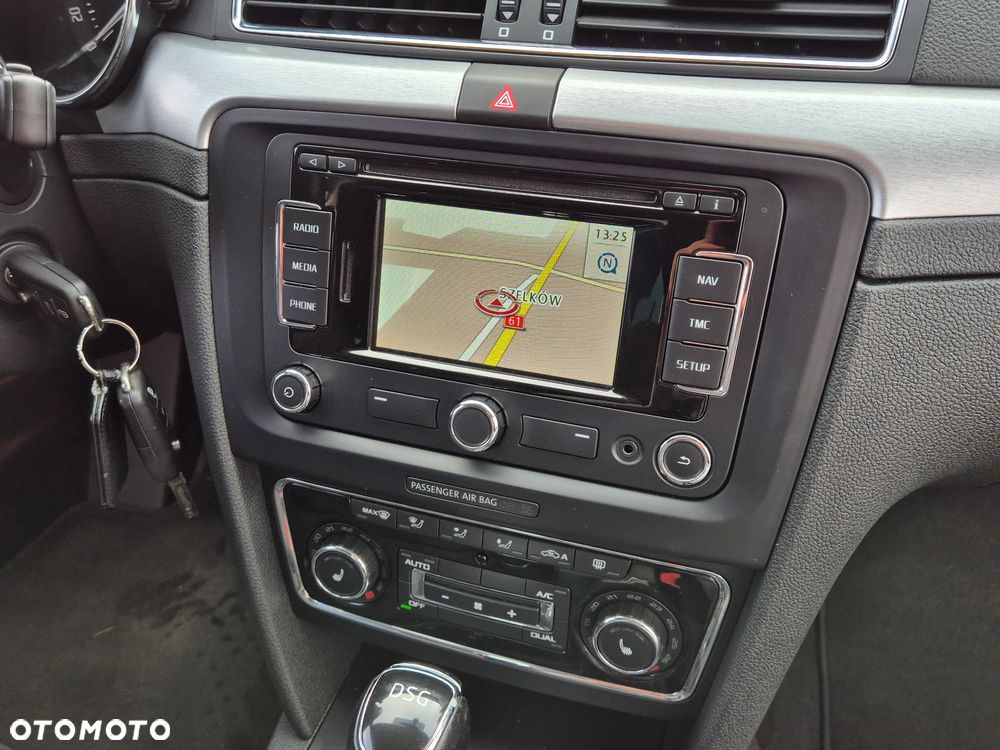 Skoda Superb 2.0 TDI PD DSG Elegance - 21