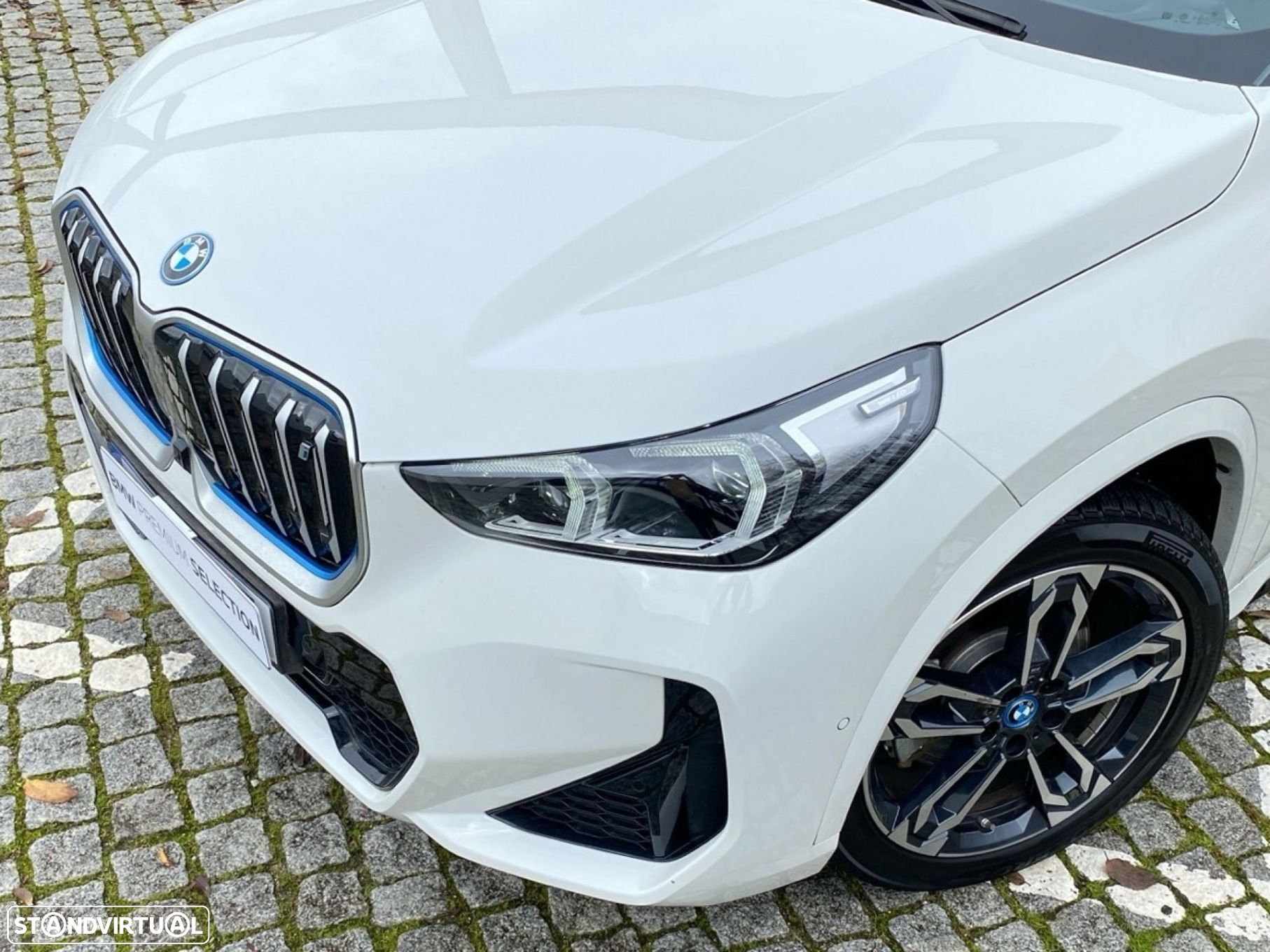 BMW iX1 xDrive30 Pack Desportivo M - 2