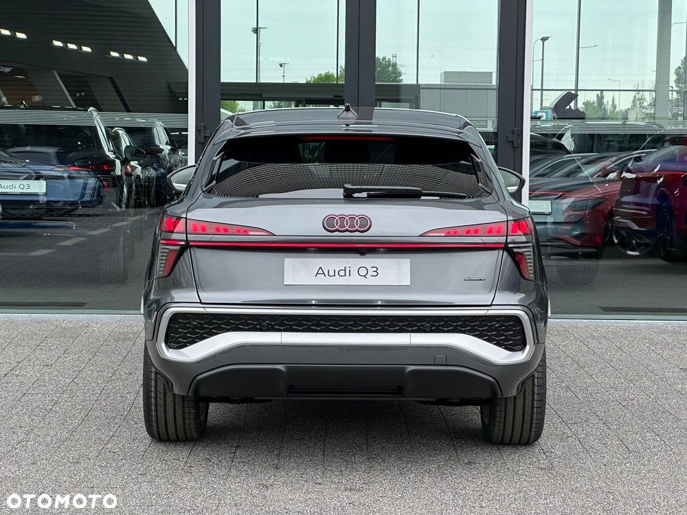 Audi Q3 Sportback - 8