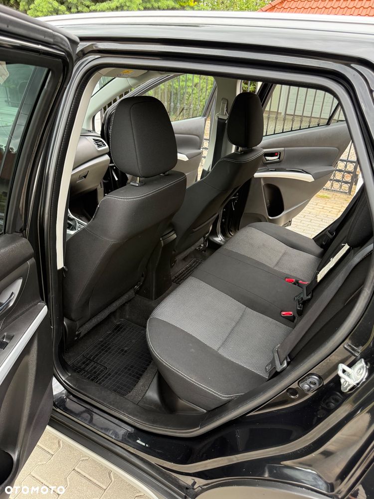 Suzuki SX4 S-Cross 1.6 DDiS 4x4 Comfort+ - 23