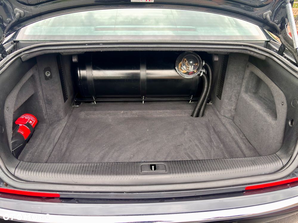 Audi A8 4.2 FSI Quattro - 28