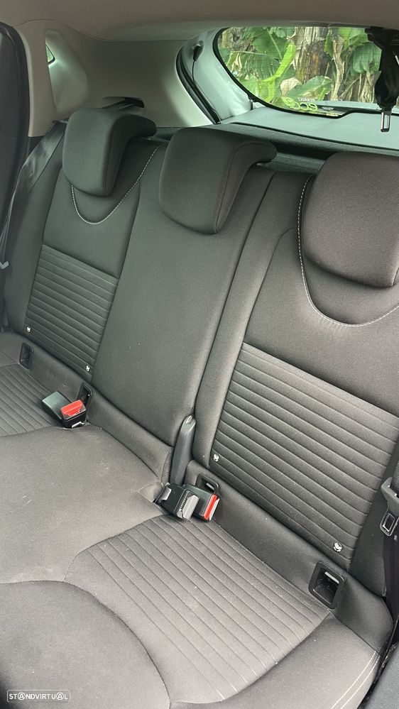 Renault Clio 1.5 dCi Limited - 10