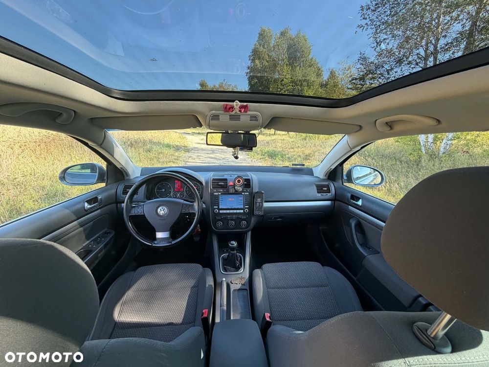 Volkswagen Golf 2.0 TDI DPF Sportline - 16