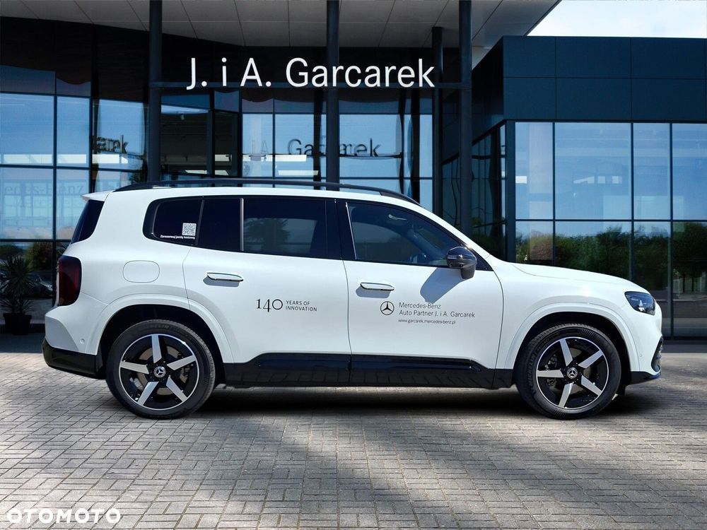 Mercedes-Benz GLB - 7