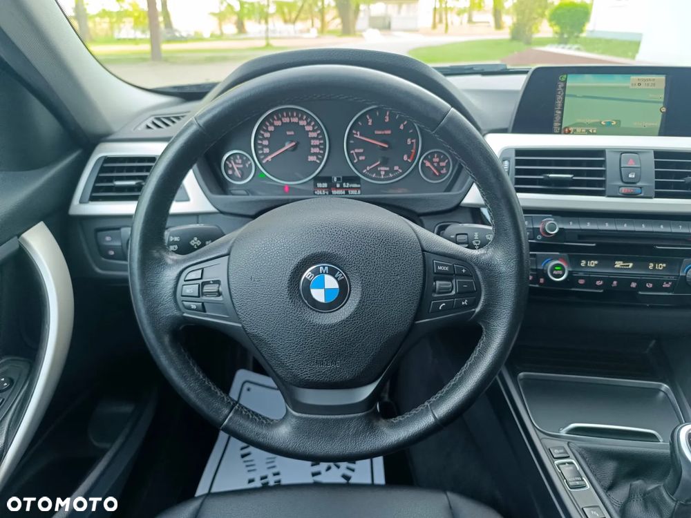 BMW Seria 3 318d DPF Edition Lifestyle - 30