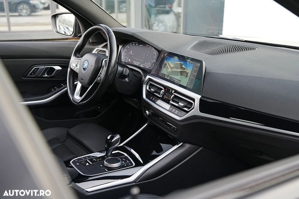 BMW Seria 3 320e Aut. Sport Line - 15